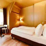 Raecks 3* Haarlem