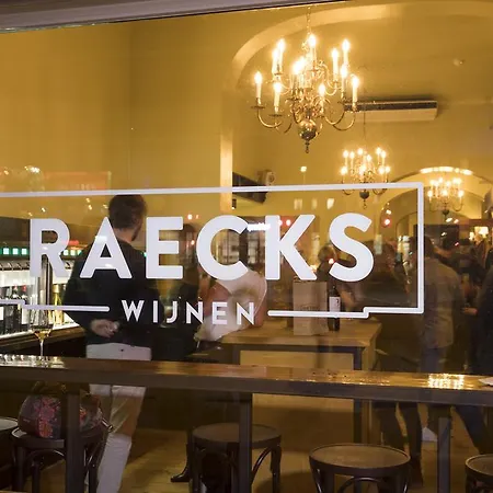 Raecks Hotel 3*